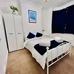 Lovely 3bed Hotell