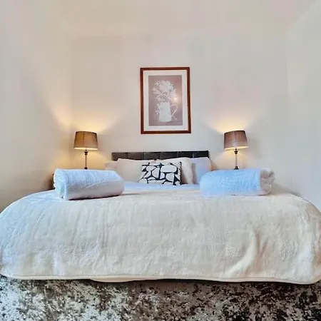 Lovely 3bed Hotell